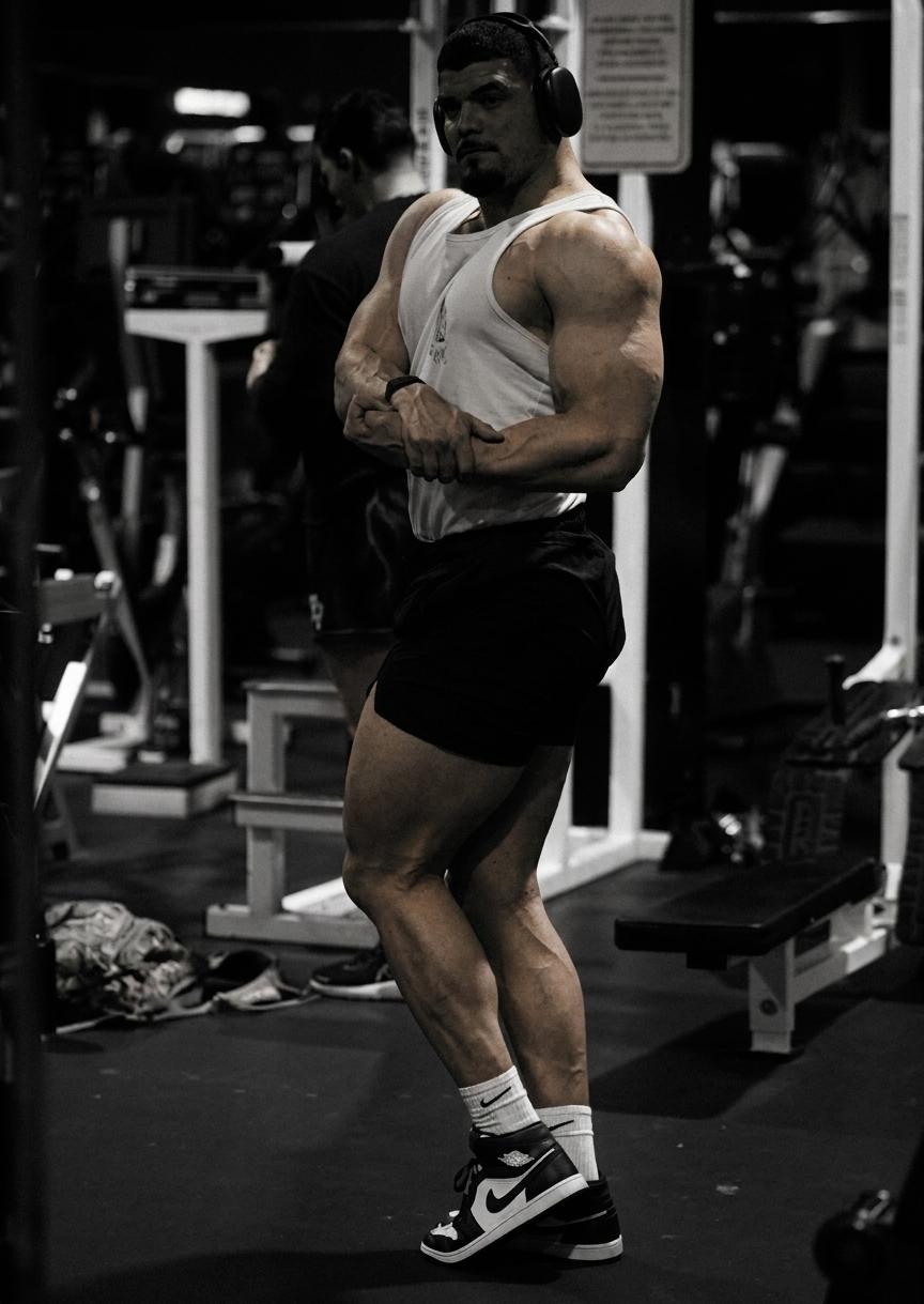 Richard Villavicencio — Miami, 2024, 240 lb
